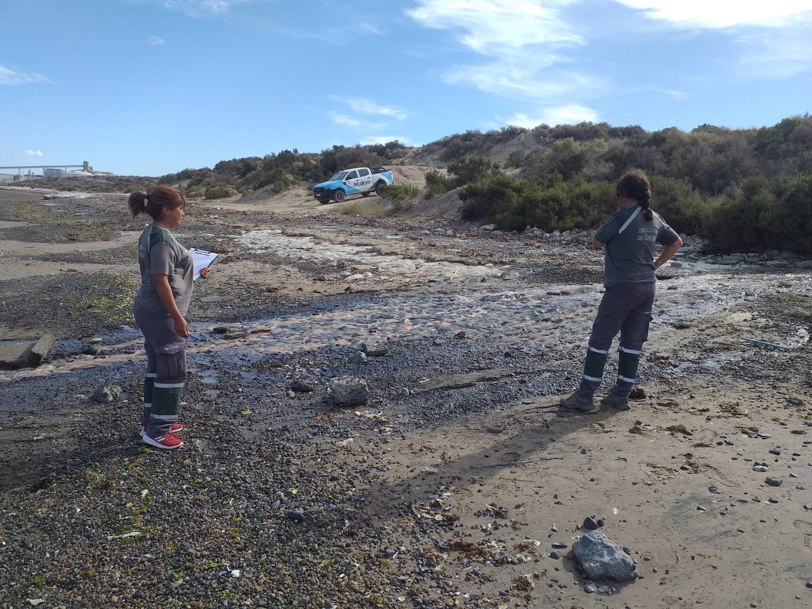 Madryn: En el marco de los controles periódicos que realiza, el Municipio ha multado y seguirá multando a las empresas que incumplen con las normas ambientales