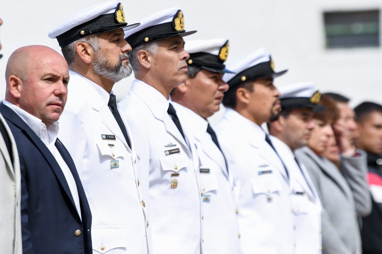 Sastre participó de la asunción del nuevo jefe del Apostadero Naval Puerto Madryn de la Armada Argentina