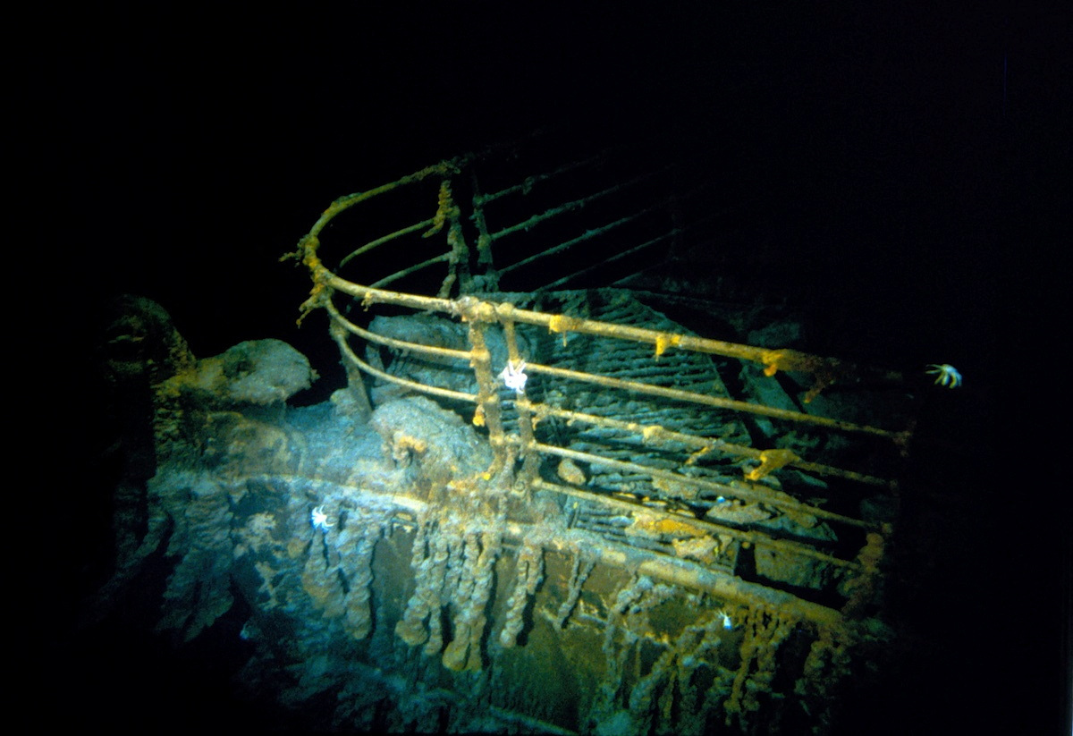 Revelaron imágenes nunca antes vistas del Titanic en el fondo del océano