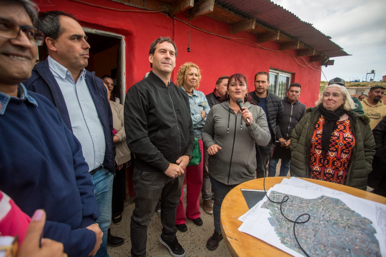 Luque dotará de agua, energía y fibra óptica a más de 300 familias de zona norte de Comodoro