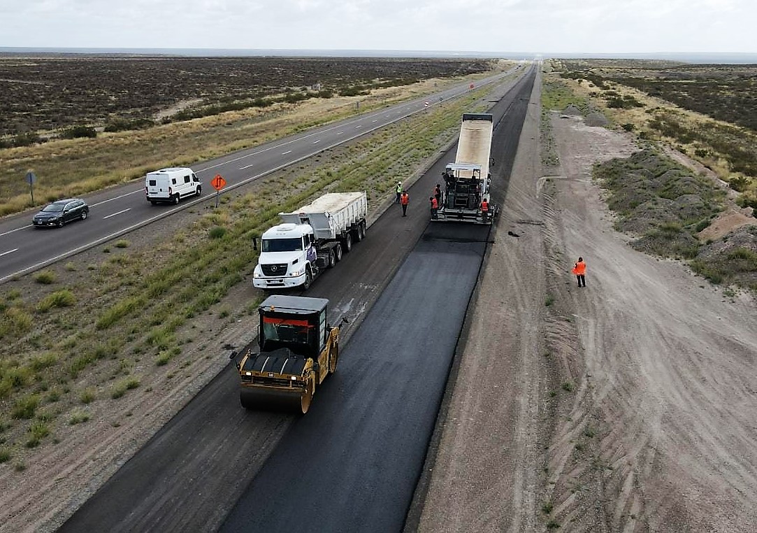 Vialidad Nacional avanza con la construcción de la autovía entre Puerto Madryn-Trelew