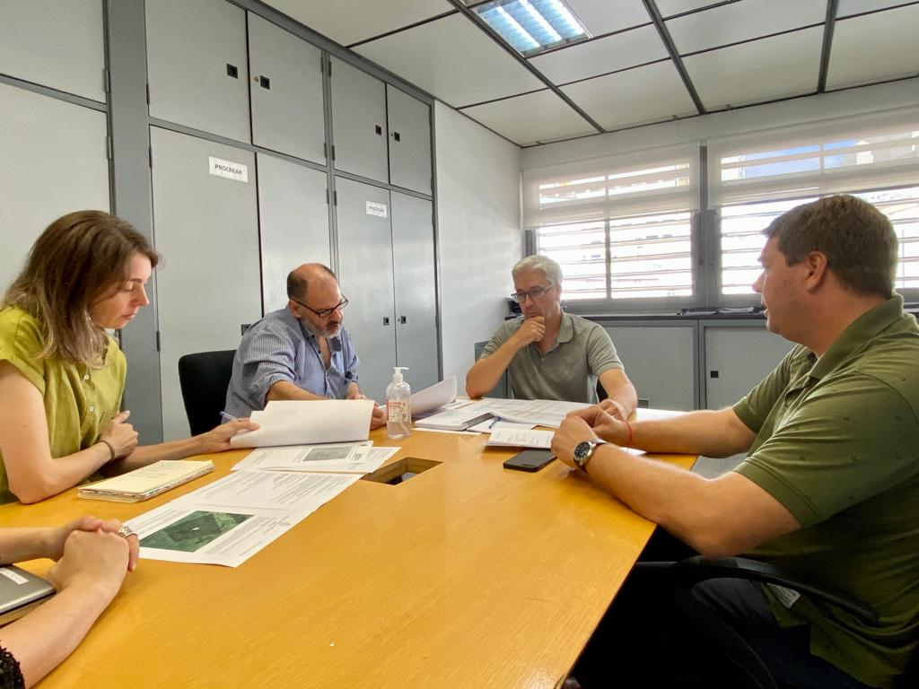 Biss evaluó en Buenos Aires la marcha de proyectos de urbanización y servicios para Rawson