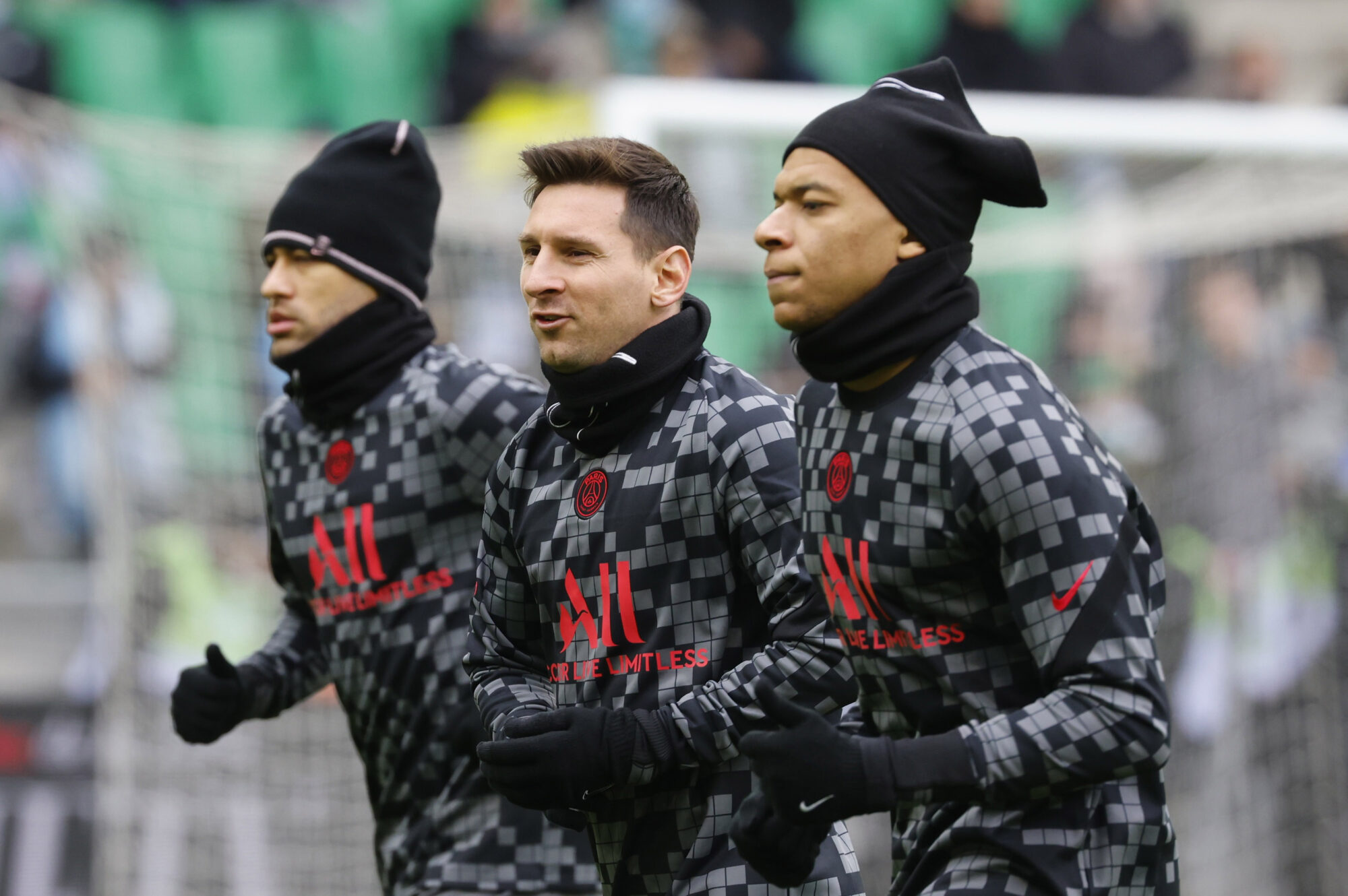 Se conocieron los contratos de la Ligue 1 francesa: Cuánto cobra Mbappe y Messi