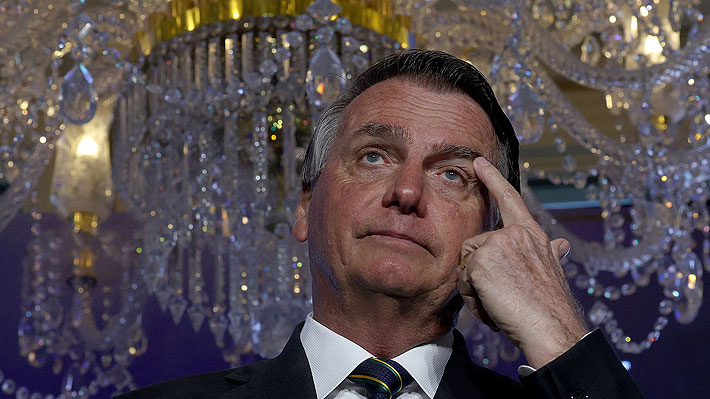 Descubren que Bolsonaro se quedó con un tercer paquete de joyas regaladas por Arabia Saudita