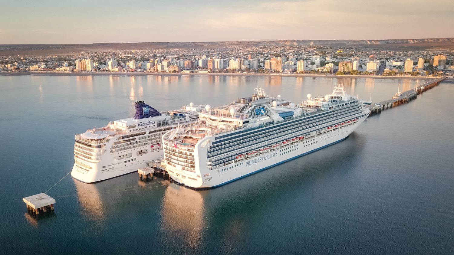 Con más de 4.000 pasajeros, arribaron dos cruceros a Puerto Madryn 