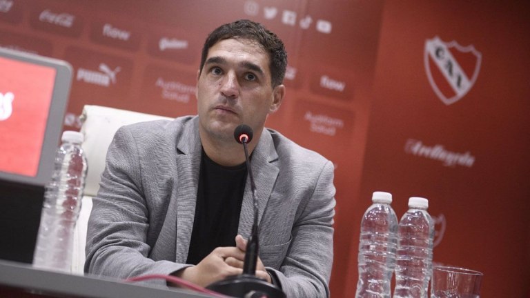 Leandro Stillitano dejó de ser el entrenador de Independiente