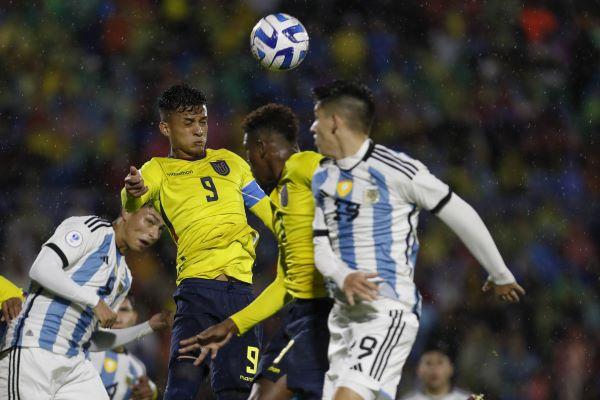 Argentina, ya clasificado al Mundial, perdió el invicto ante Ecuador en el Sudamericano Sub 17
