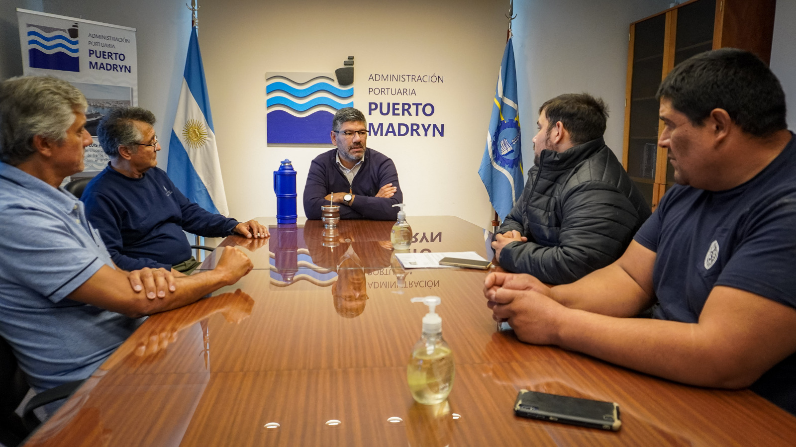 Chubut: El Gobierno mantuvo un encuentro con la Asociación de Pescadores Artesanales con el objetivo de trabajar en conjunto sobre diversos aspectos de la actividad
