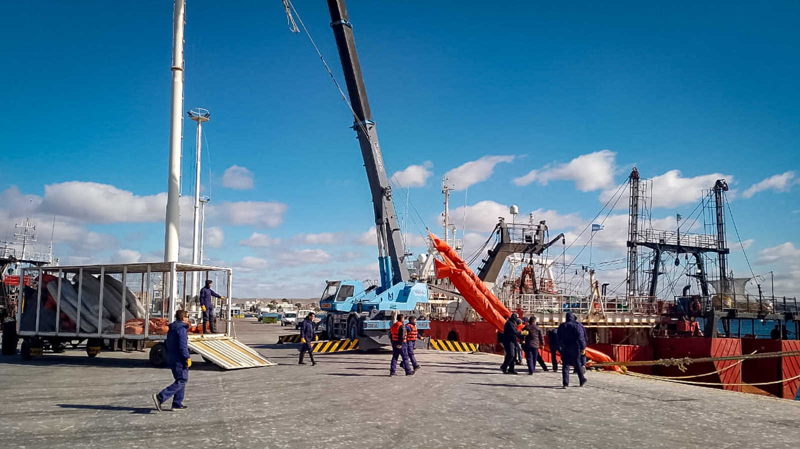 Puerto Madryn: La Administración Portuaria renovó la vigencia del plan de contingencia ambiental