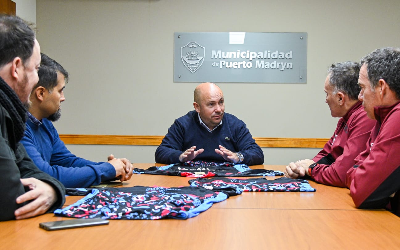 Sastre recibió a los organizadores de la “Vuelta ballenas”, que tendrá su 11ª edición el 17 de septiembre