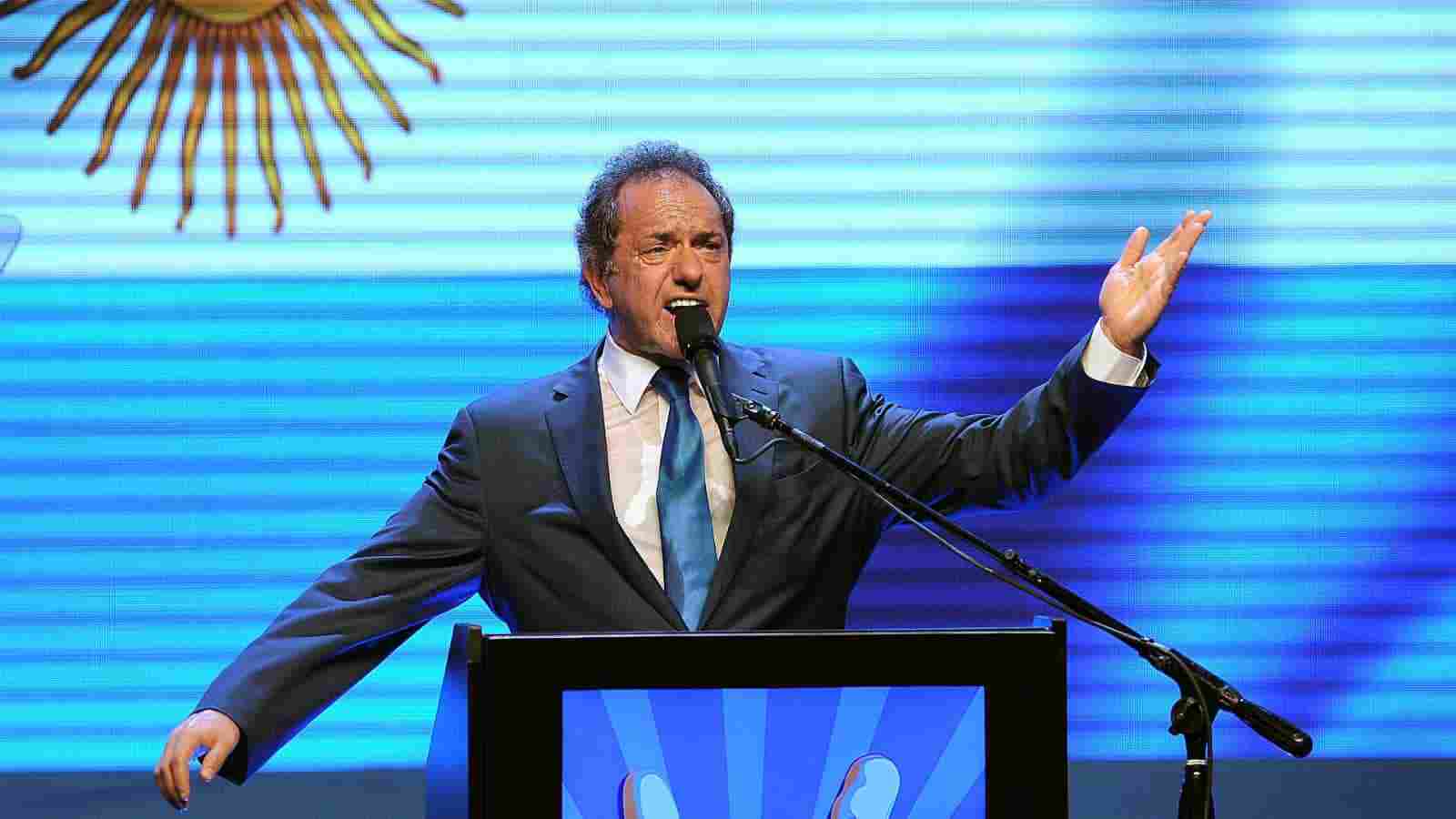 Scioli aseguró que para gobernar hay que tener la capacidad de hablar con todos los sectores