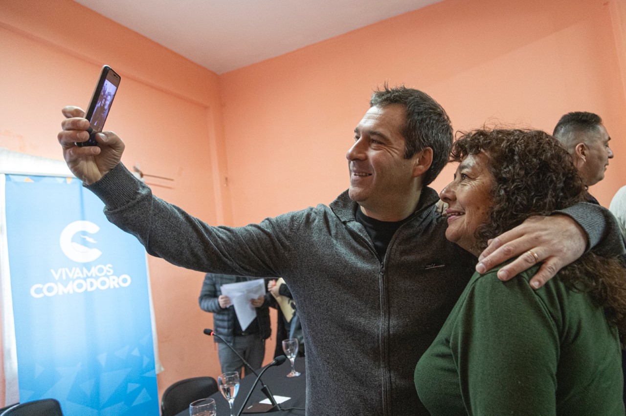 Luque licitó nuevas obras de pavimento y ya son más de 5 mil las familias beneficiadas en la gestión