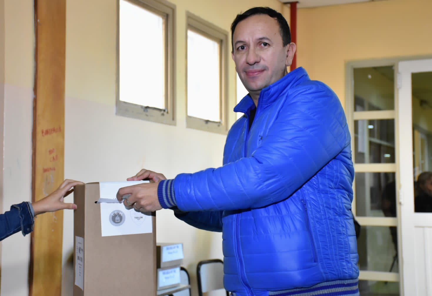 Maderna votó y dijo: “Hoy soy un militante más y estoy con mucha fortaleza”