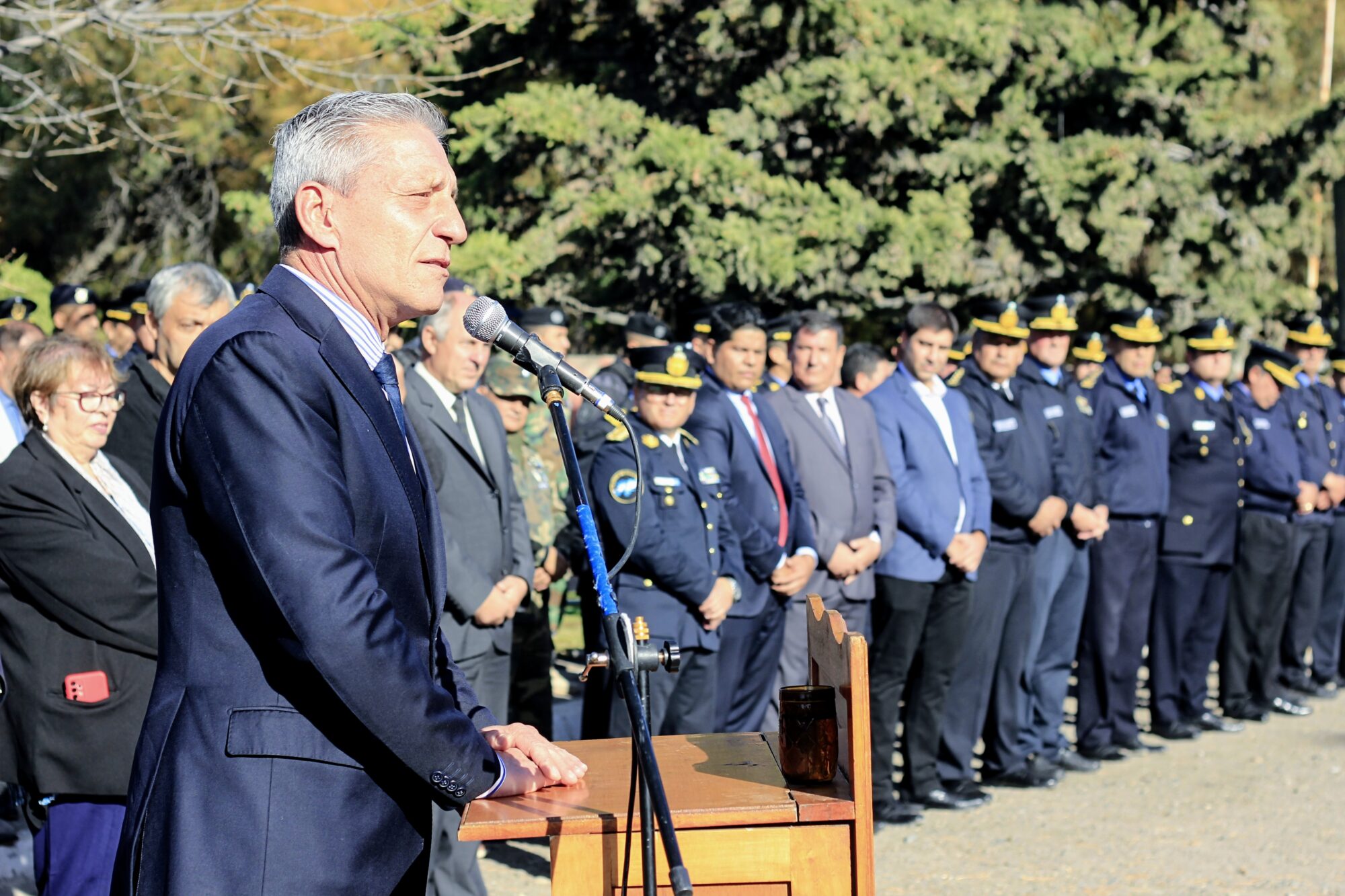 Arcioni: “Me siento orgulloso de tener una Policía honrada, eficaz y que es ejemplo de muchas otras fuerzas de seguridad del país”
