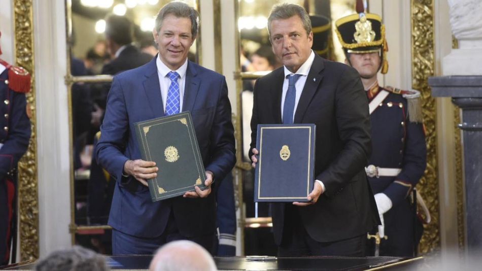 El Gobierno de Lula pidió ayuda a Estados Unidos para que interceda por Argentina en una renegociación con el FMI