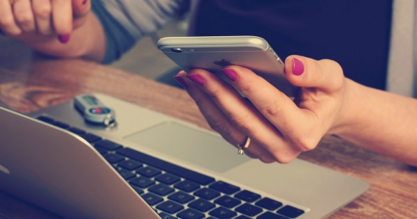 El Gobierno autorizó subas de 4,5 por ciento mensuales hasta diciembre en tarifas de televisión paga, telefonía e internet