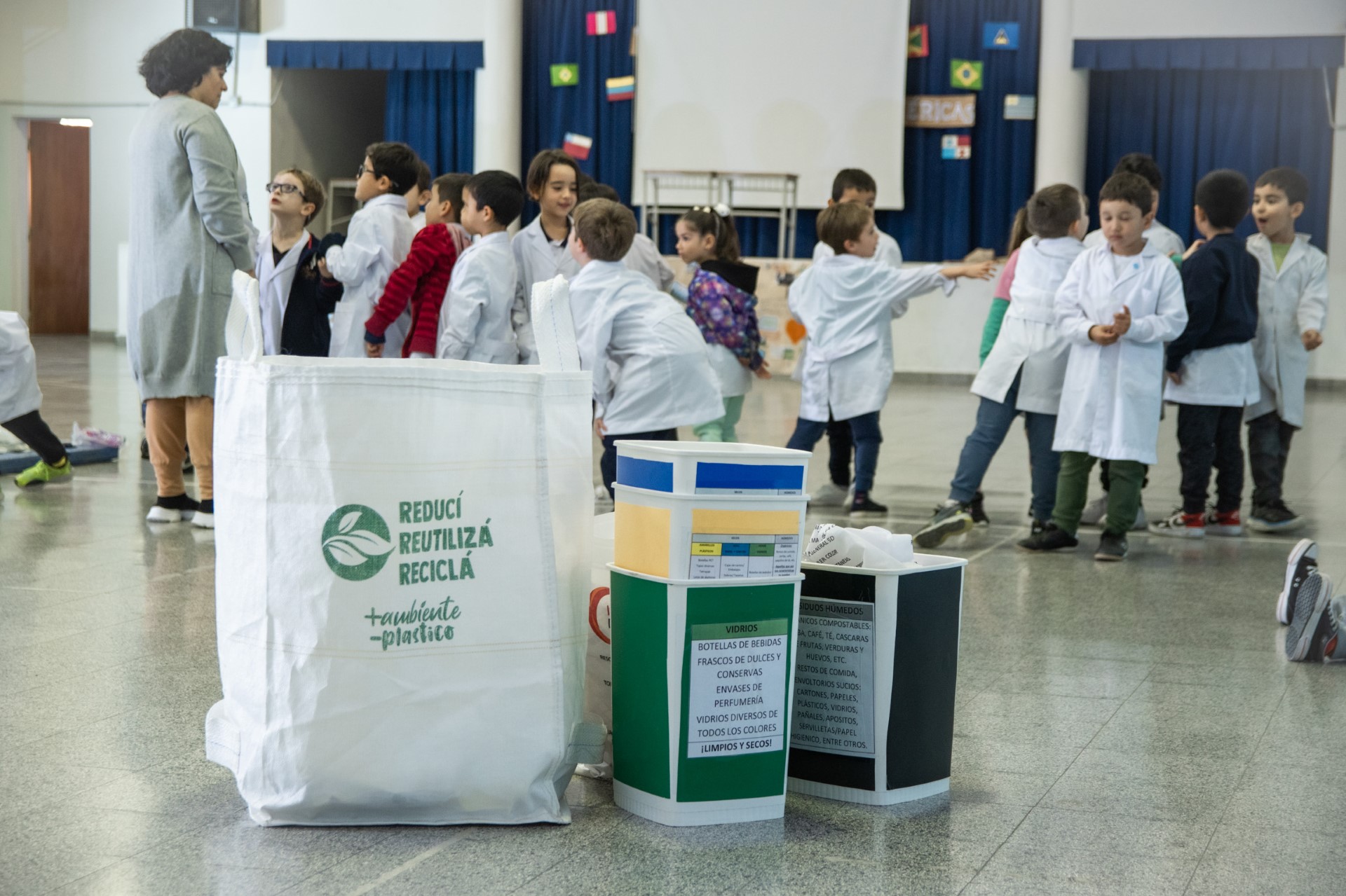 Concientización en Rada Tilly: En las escuelas también separan residuos