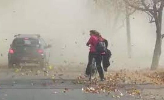 Alertas amarillas por vientos fuertes en Chubut y Santa Cruz y por lluvias en la zona cordillerana de Neuquén