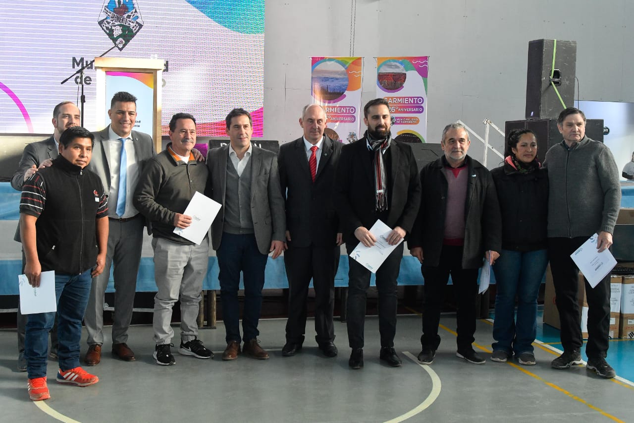 Funcionarios provinciales acompañaron los festejos por el 126° aniversario de Sarmiento