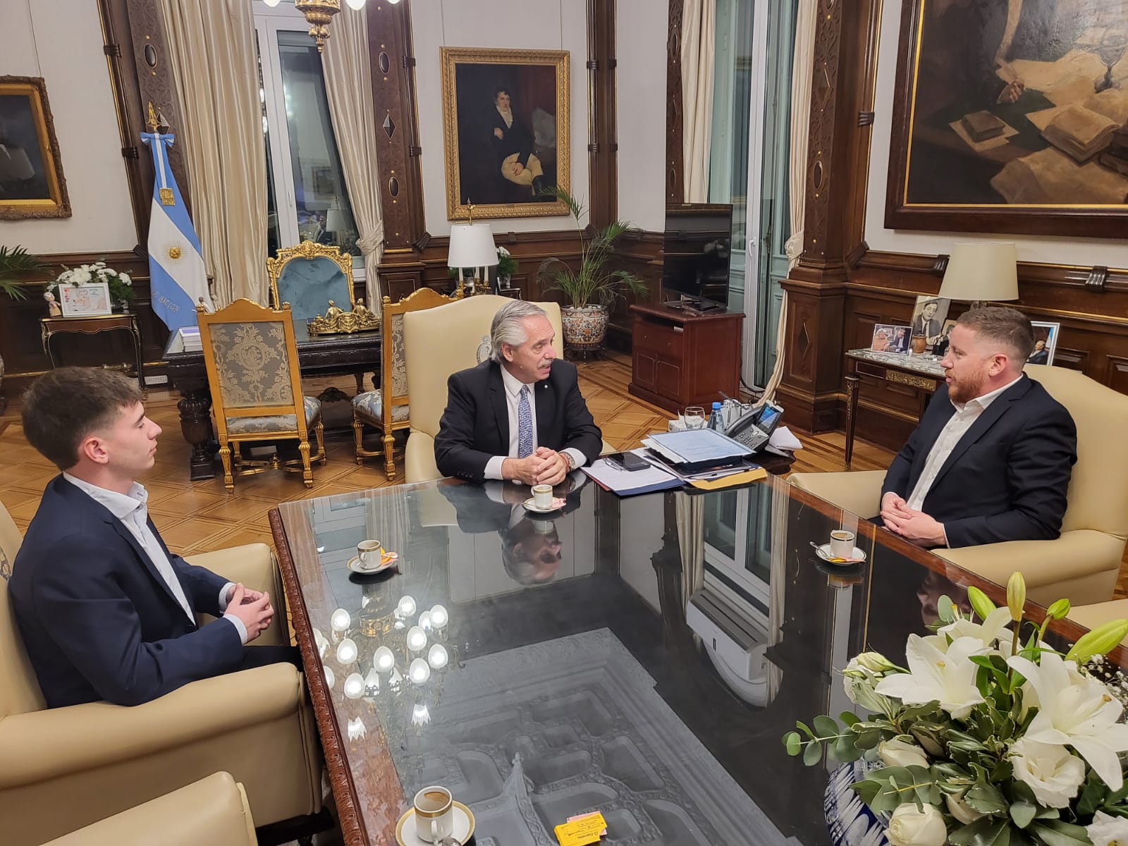 Bowen estuvo con Alberto Fernández y pidió por el Polo Olivícola Patagónico