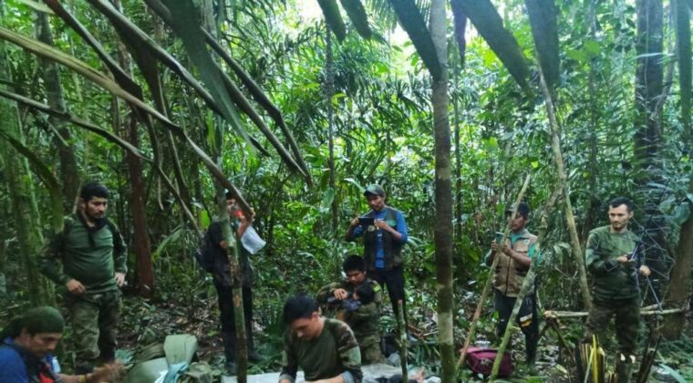 Se recuperan en Bogotá los cuatro niños que pasaron 40 días perdidos en una selva de Colombia