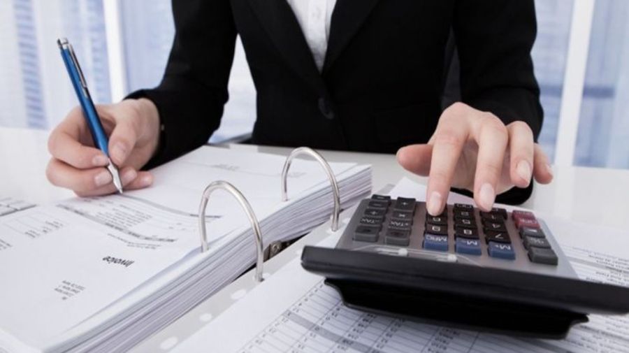 El Gobierno oficializó que los salarios de hasta $ 880.000 no pagarán Ganancias sobre el aguinaldo