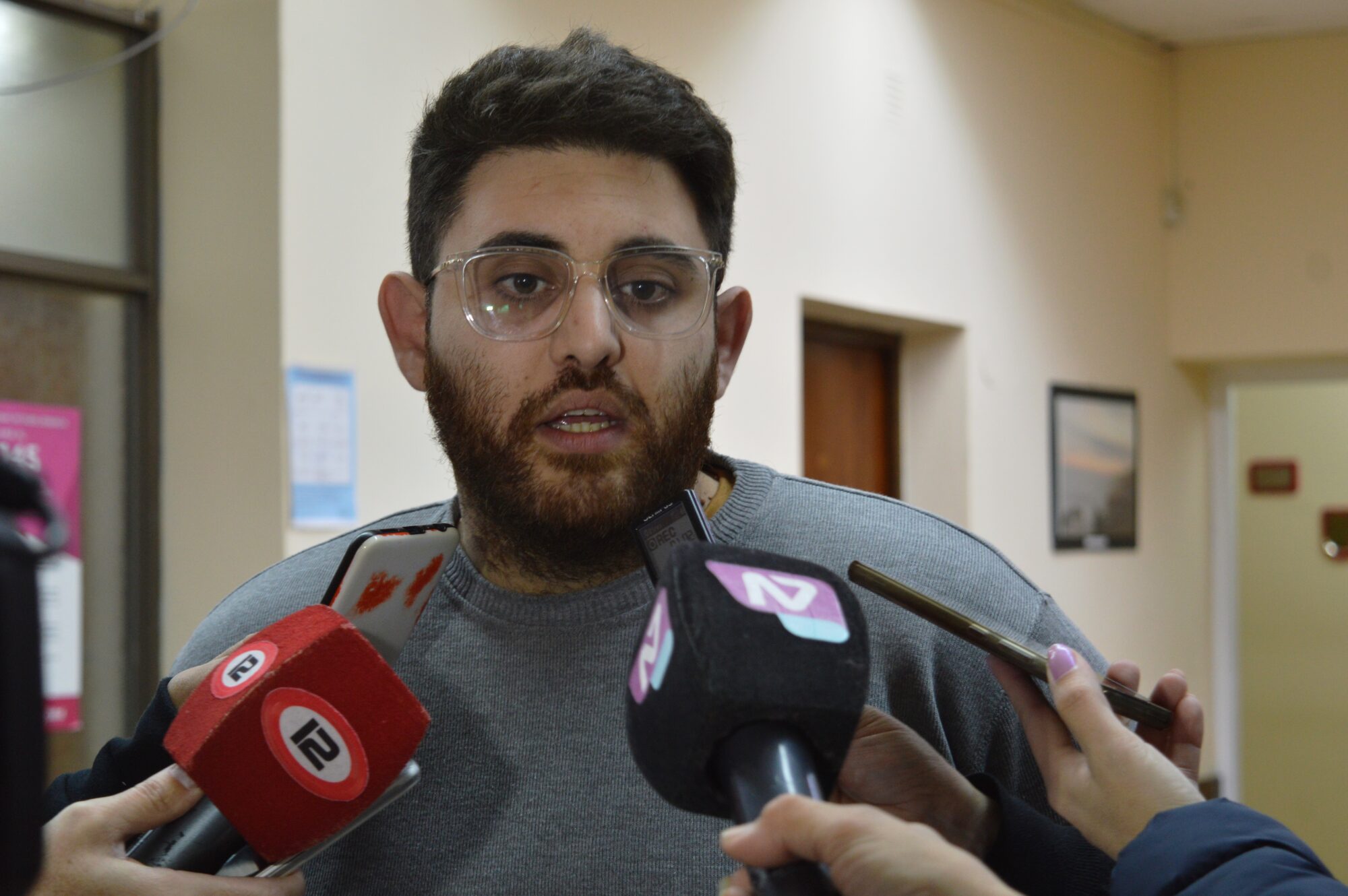 El Tribunal Electoral Municipal de Rawson exhibió las boletas para el domingo 30