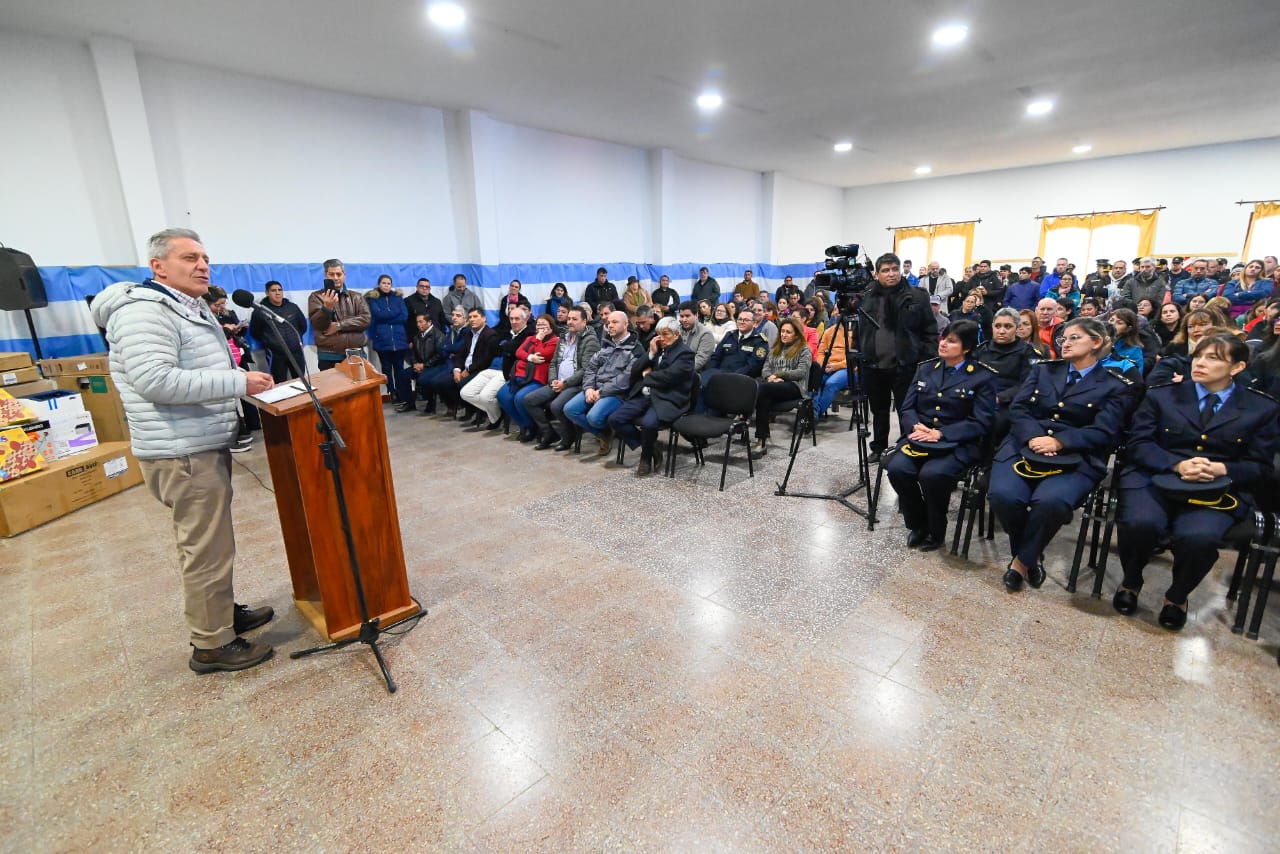 El gobernador destacó la inversión provincial destinada al desarrollo de la Comarca Andina