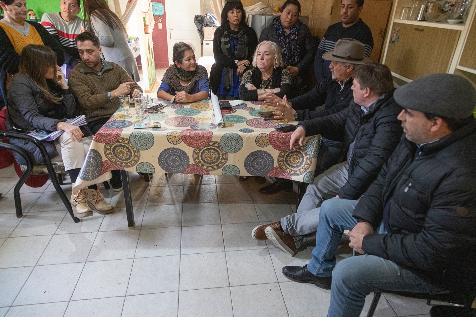 Macharashvili se reunió con vecinos y productores de barrio Saavedra con el objetivo de conocer y escuchar las necesidades de la gente del sector