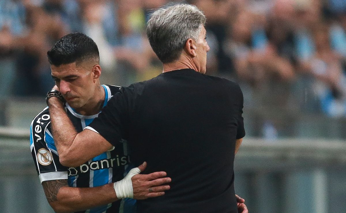 Se terminó la novela: El DT de Gremio confirmó que Luis Suárez seguirá hasta diciembre