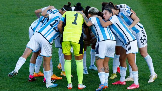 Argentina descendió tres lugares en el ranking mundial femenino de la FIFA
