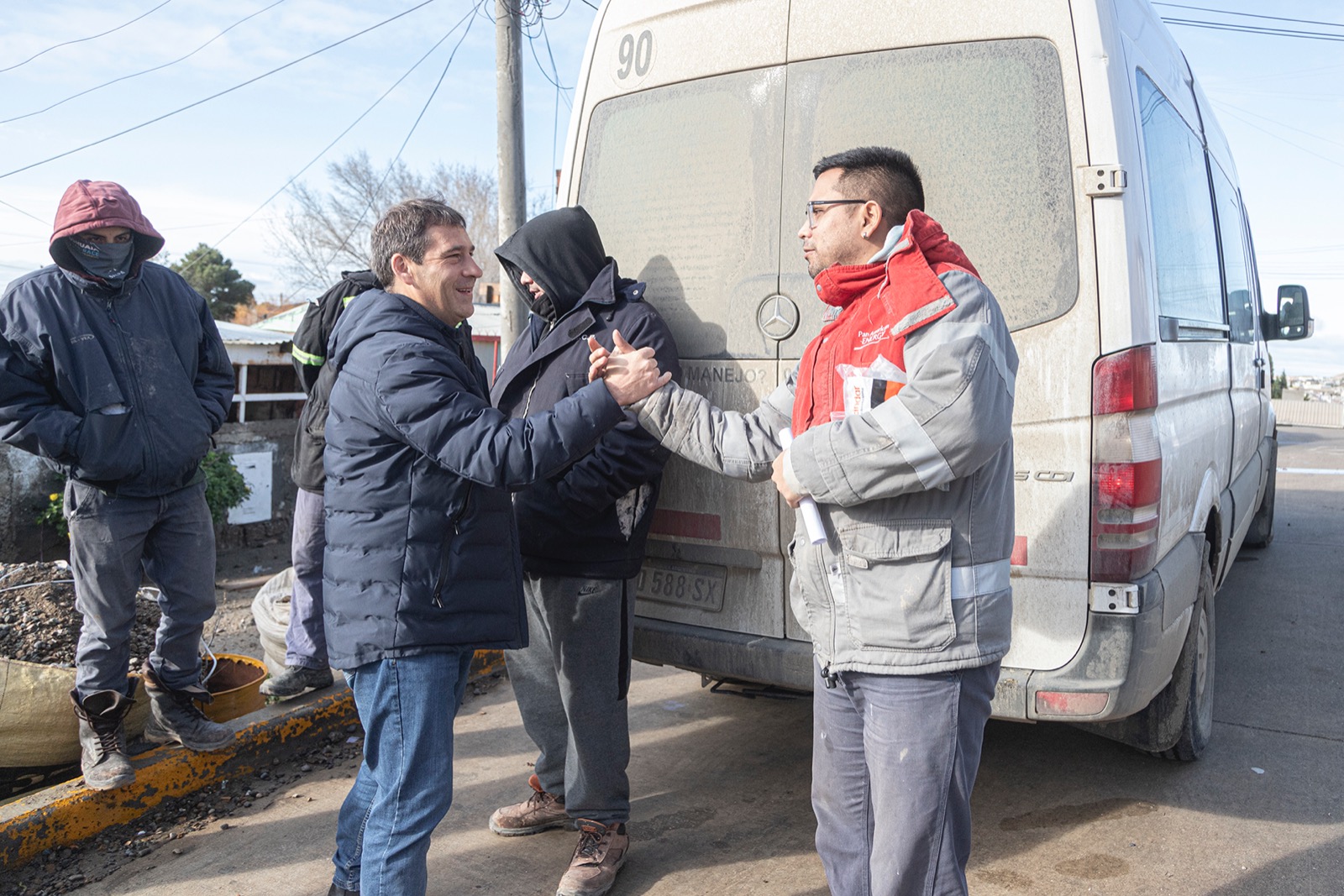 Luque: “Estamos cumpliendo con el compromiso que asumimos el primer día del temporal”