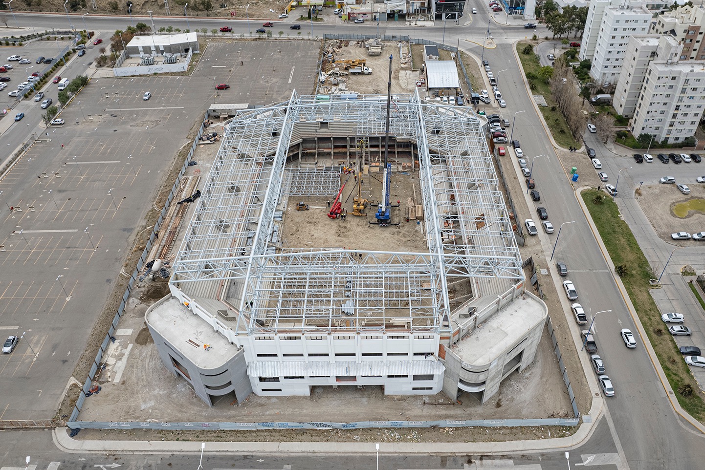 Comodoro: Comenzó el techado del Estadio Centenario