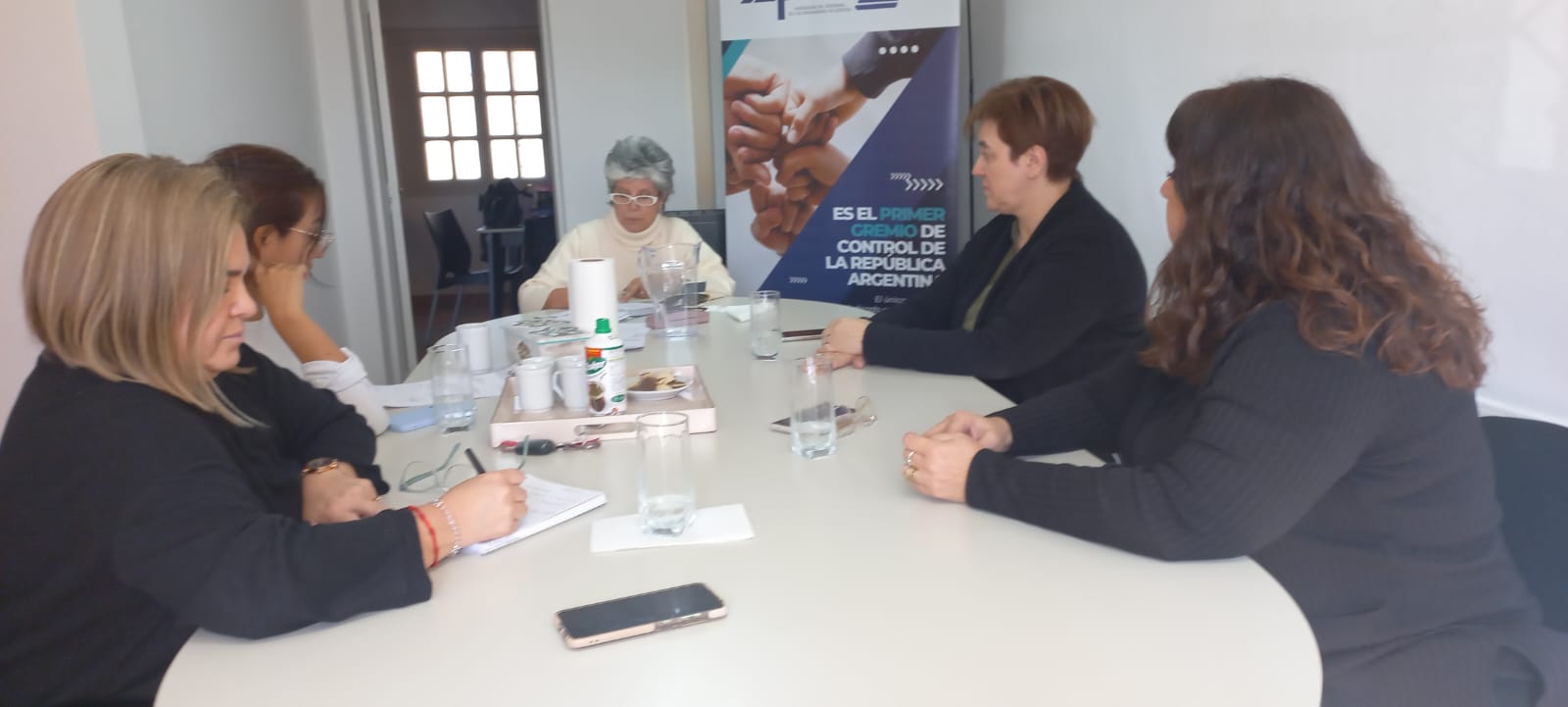 La Comisión Directiva de APOC Chubut se reunió para definir diferentes actividades