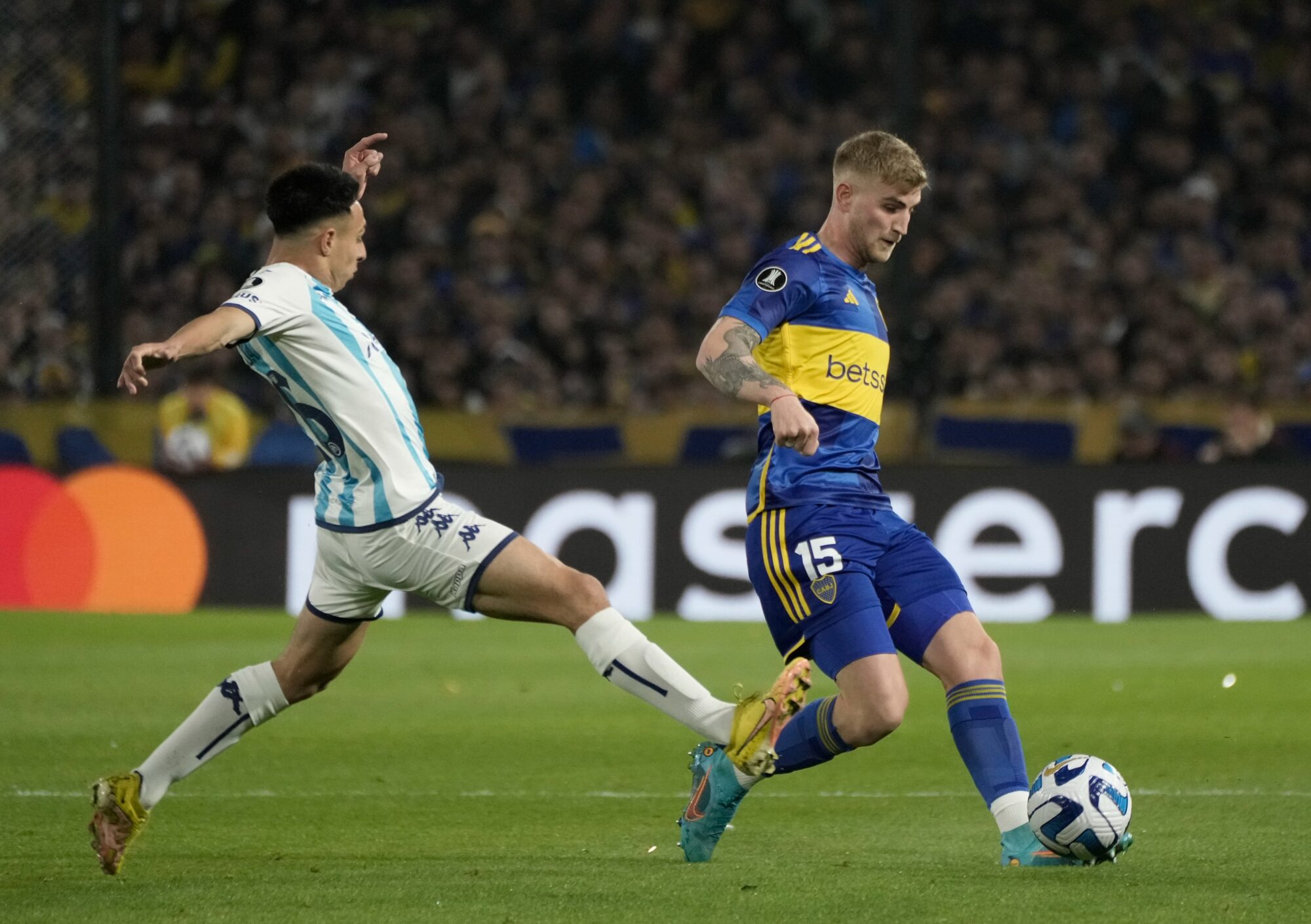 Copa Libertadores: Racing y Boca definen a uno de los semifinalistas