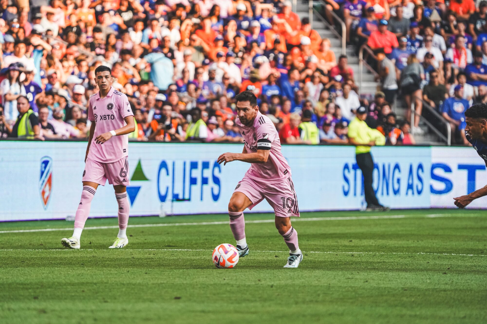 Messi se enfrenta una vez más a Nashville en su estreno como local por la MLS