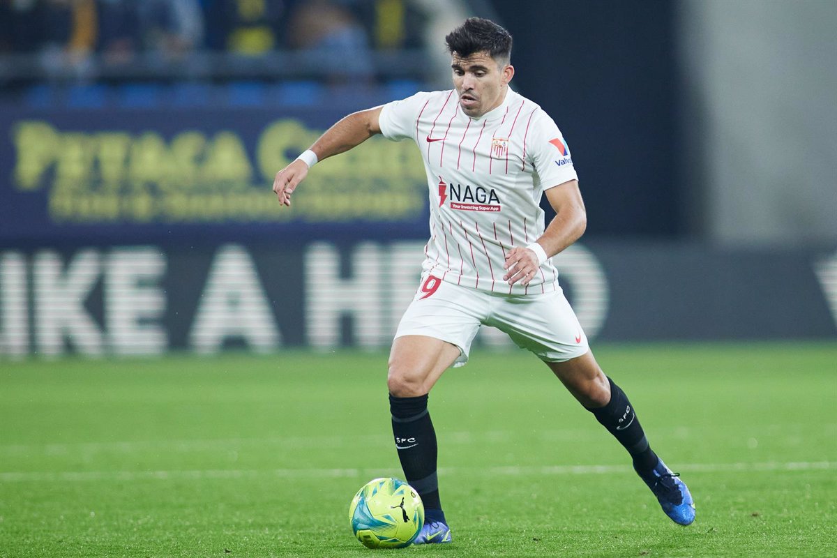 Marcos Acuña está en el radar del Aston Villa de Dibu Martínez