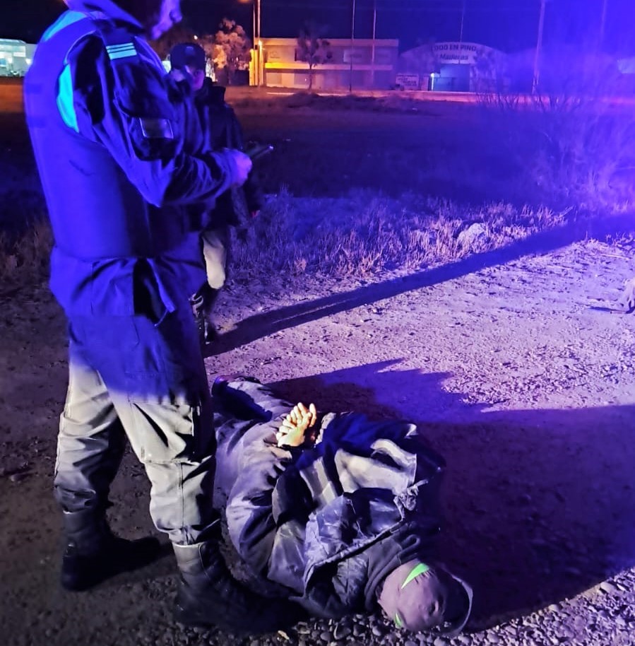 La Policía del Chubut realizó detenciones y desarticuló una banda que vendía sustancias prohibidas