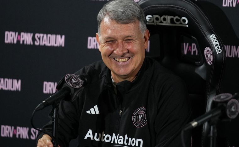 Tras el gol errado en el último minuto, el Tata Martino reconoció que “se me cruzaron las finales contra Chile”