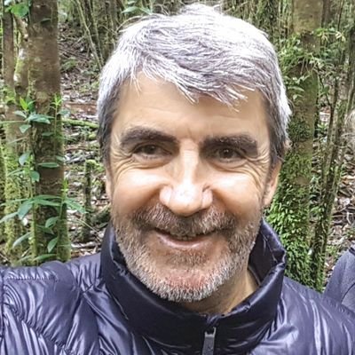 Agustín Torres: “Tengo el orgullo de tener un hijo que concreta cada sueño que se propone, pero como padre también padezco la pérdida de la cotidianeidad familiar”