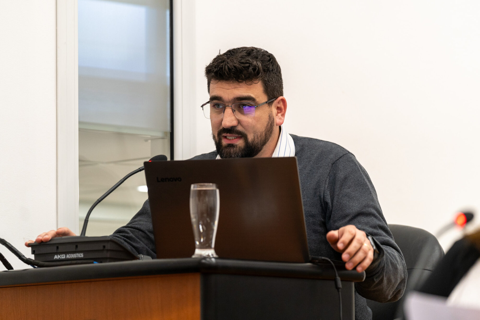 Tomás Buffa presentó dos proyectos en el marco de la Emergencia Vial en Comodoro Rivadavia