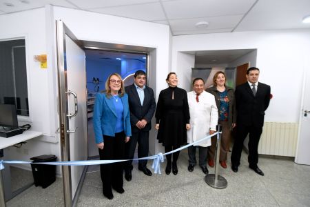 Alicia Kirchner inauguró el resonador del Hospital Regional: “Esto marca una bisagra, la salud tiene que ser sin mirar cuánto te sale”