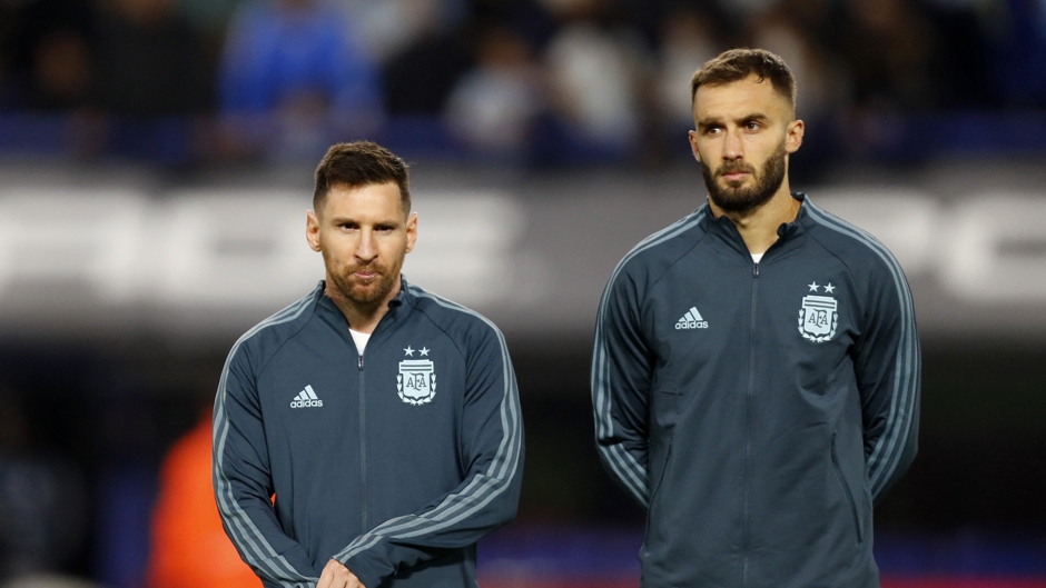 “Si fuese por mí, que Messi continúe 20 años más”, afirmó Pezzella