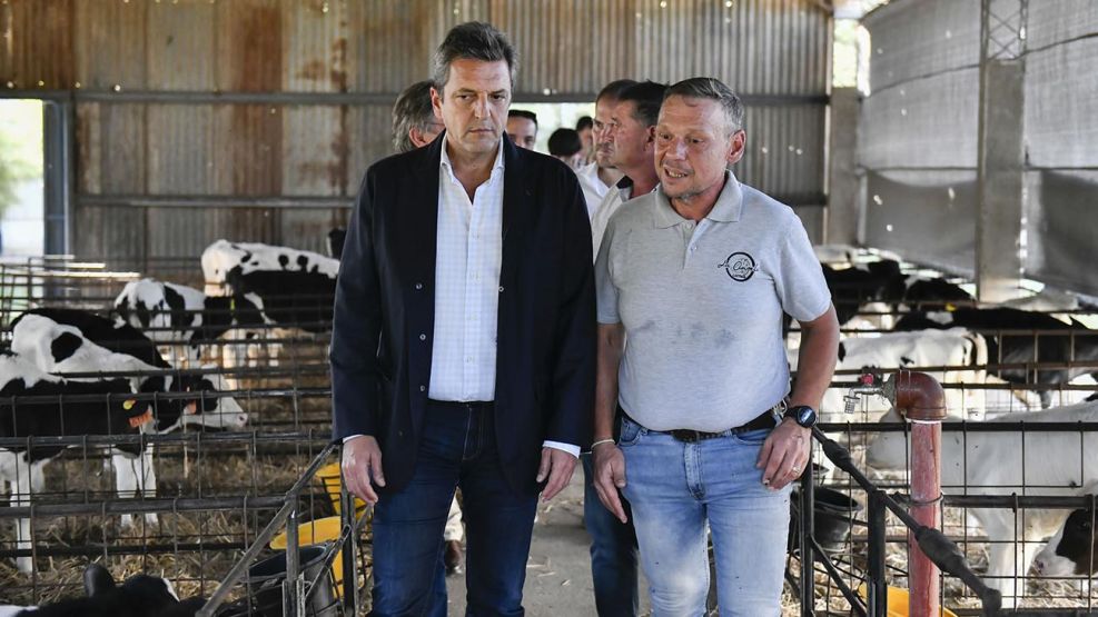 Medidas económicas: Sergio Massa anuncia beneficios para el sector lechero