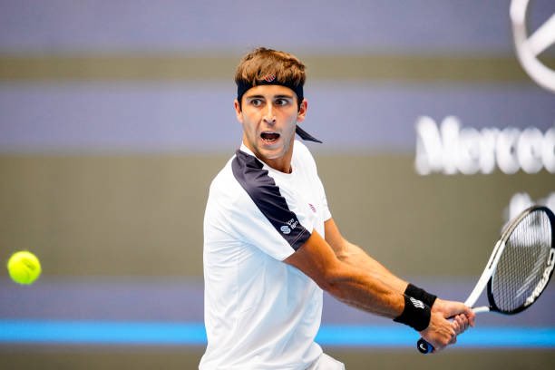 Etcheverry avanzó a octavos de final en el ATP 500 de Beijing