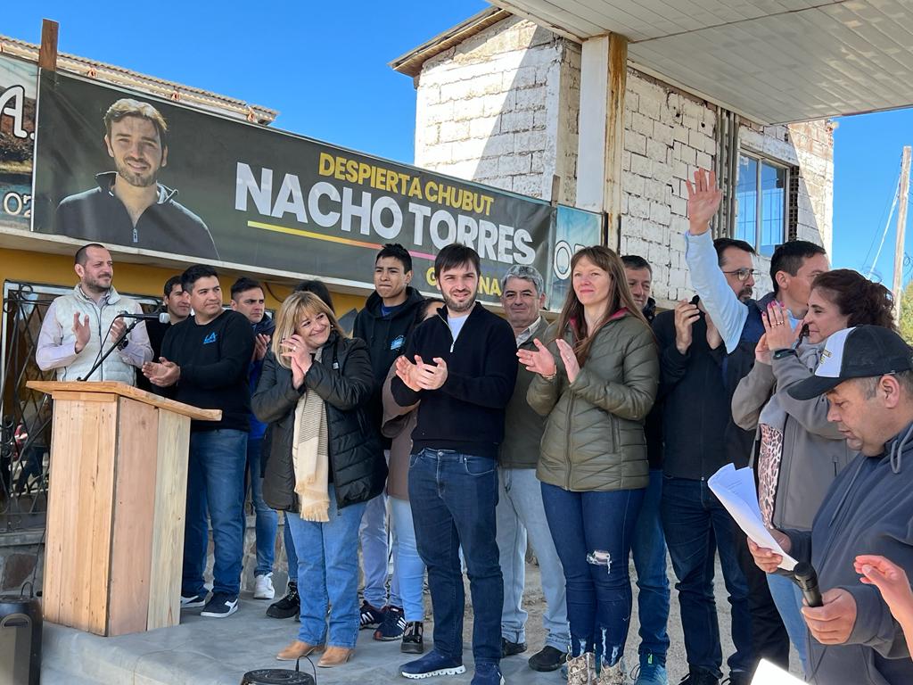 Torres llevó adelante una extensa agenda por la zona sur de Chubut y volvió a reclamar por la reparación histórica