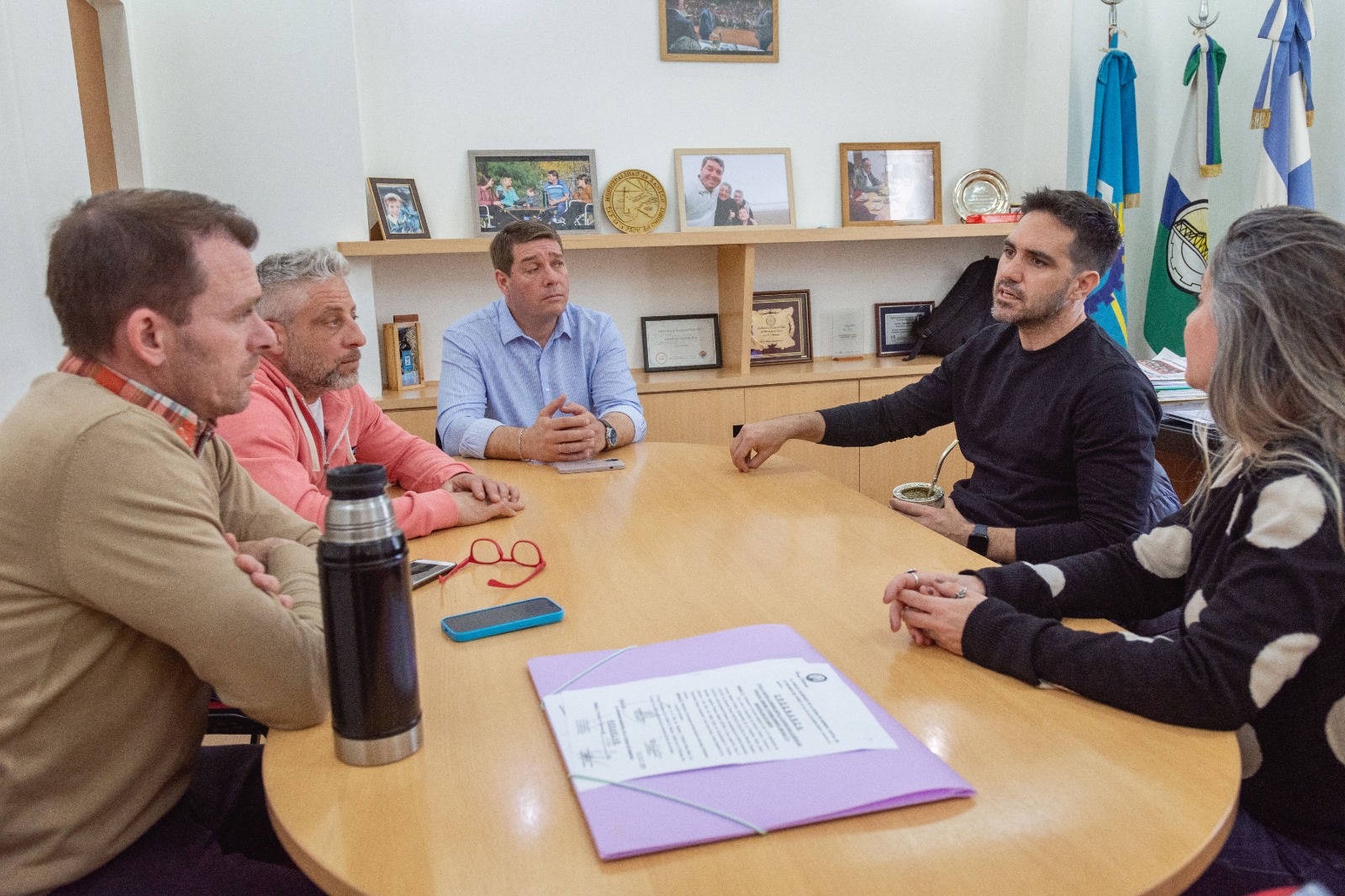 Rawson: Coordinan un trabajo conjunto para avanzar con la obra del Nuevo Gimnasio Municipal en los plazos establecidos