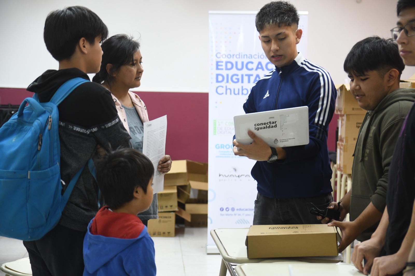 Comenzaron a llegar las netbooks de Conectar Igualdad a las escuelas secundarias chubutenses