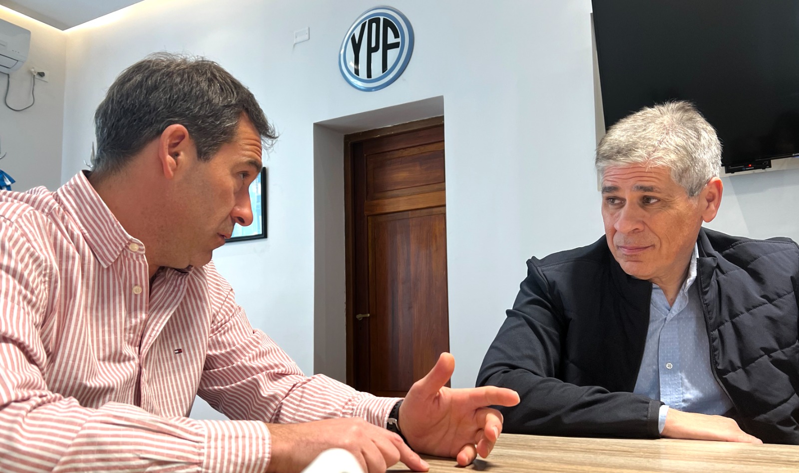 Luque se reunió con Pablo González para dialogar sobre la necesidad de incentivo a las cuencas maduras y que se trate la Ley de Hidrógeno