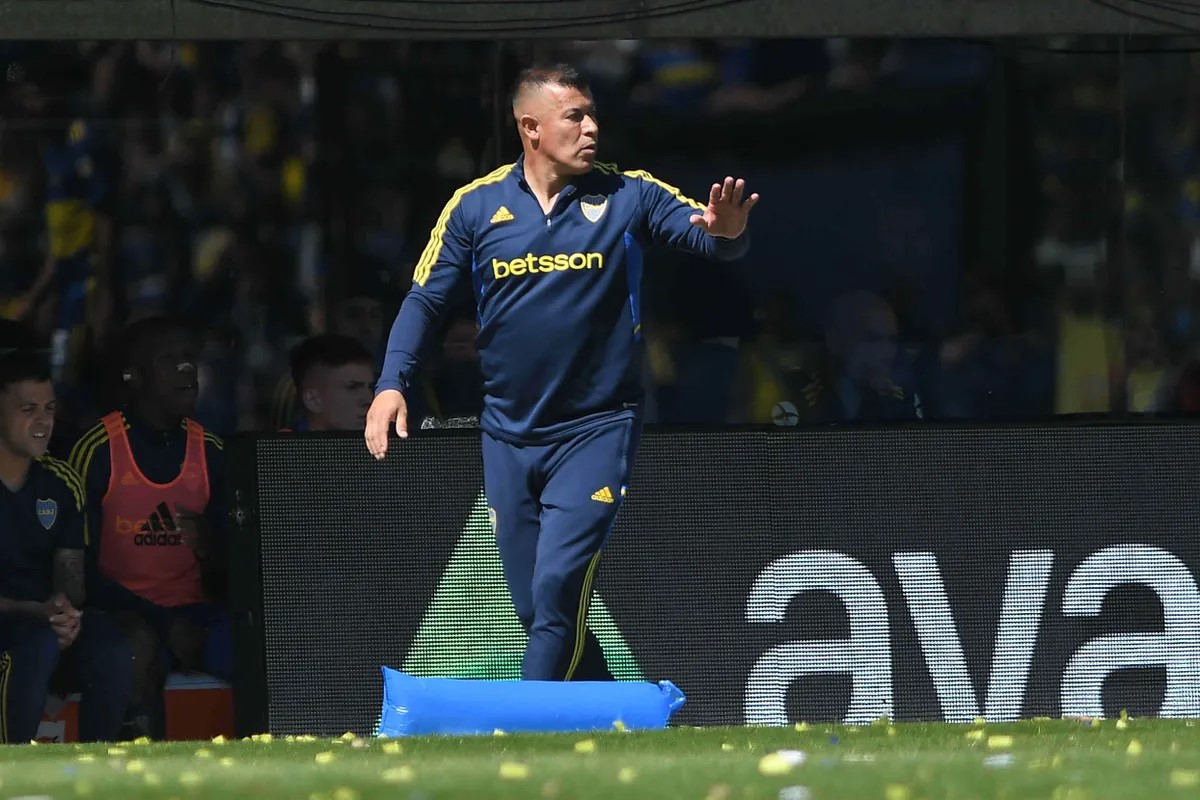 “Es un golpe fuerte pero ya pensamos en el jueves”, aseguró el entrenador de Boca, Jorge Almirón